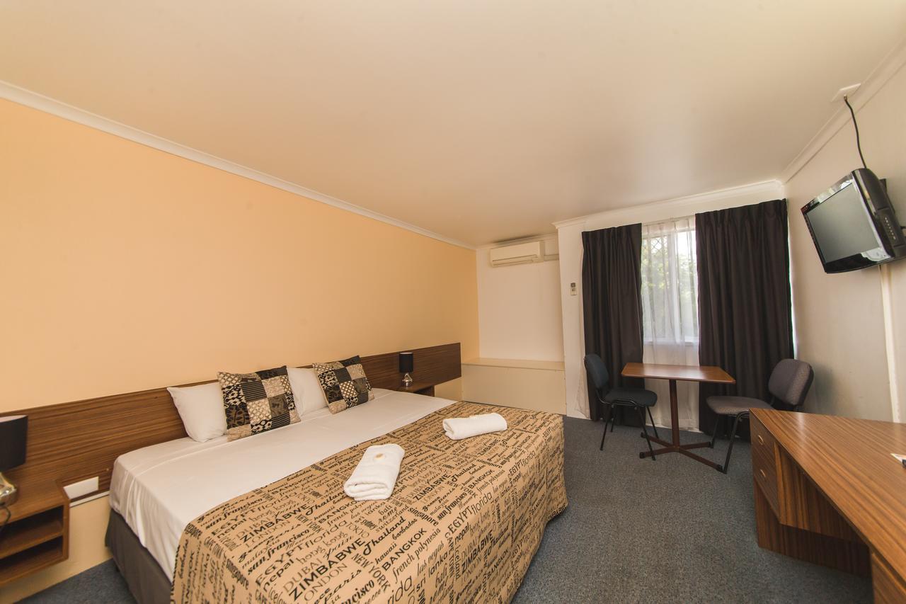 Hampton Villa Motel Rockhampton Exterior foto
